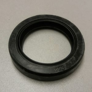 Nissan Blue Bird front camshaft oil seal
