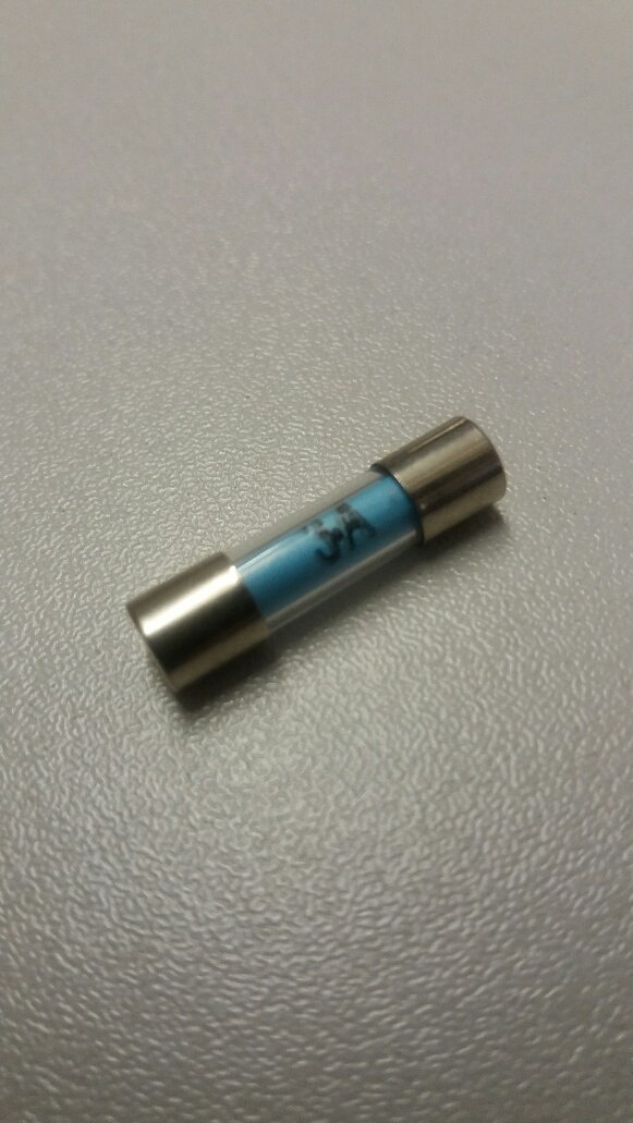 3 amp glass fuse